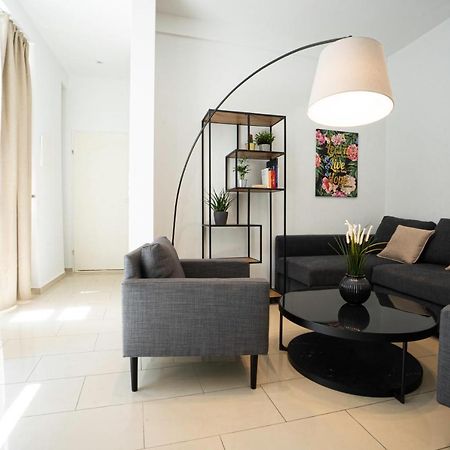 Chic Newly-Renovated Apartment Steps From Subway In Vienna'S Hernals District Екстер'єр фото