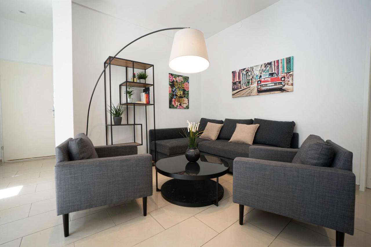 Chic Newly-Renovated Apartment Steps From Subway In Vienna'S Hernals District Екстер'єр фото